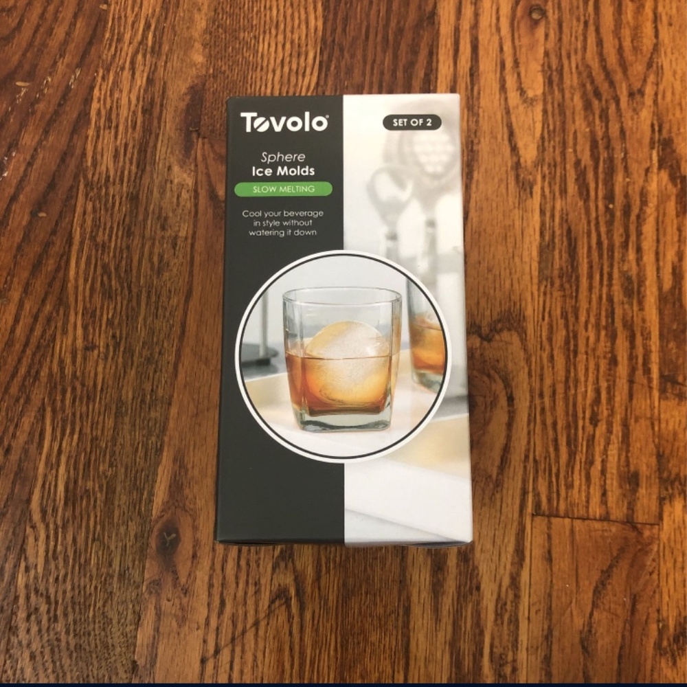 Tevolo ice sphere maker